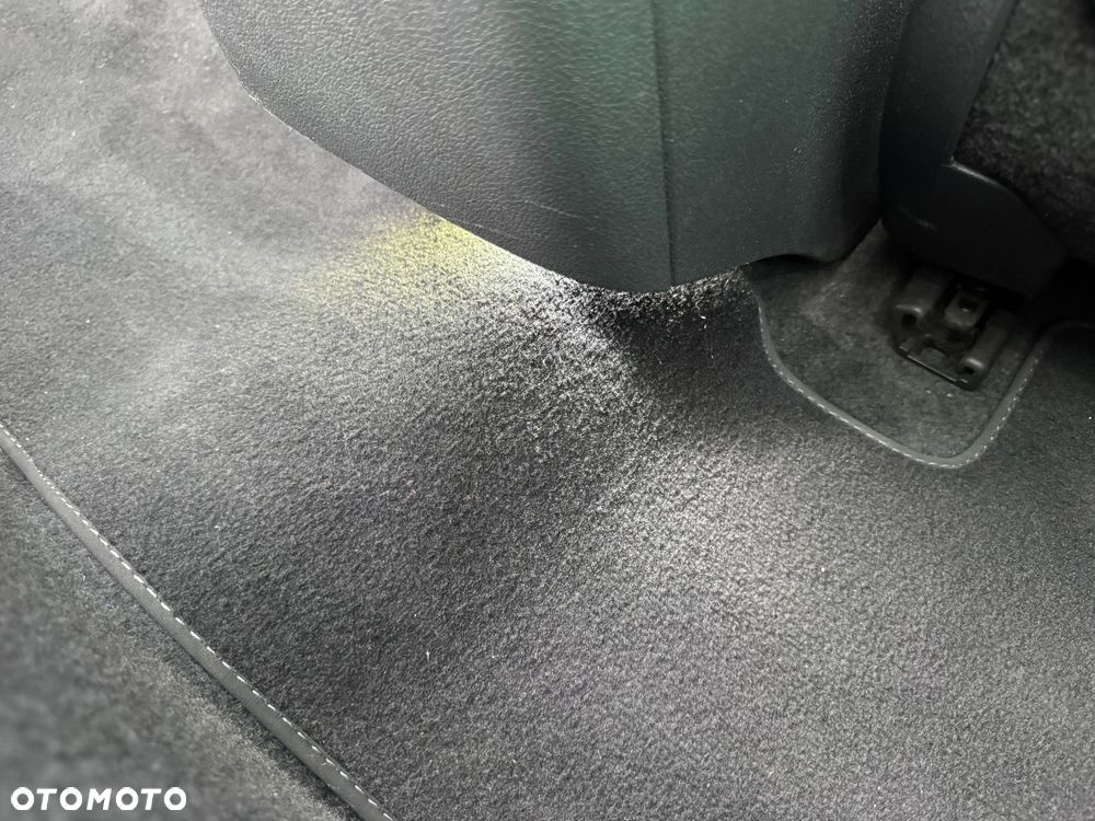 Peugeot 508 BlueHDi FAP 180 Automatik Stop&Start Allure - 21