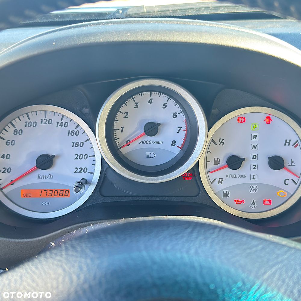 Toyota RAV4 2.0 VVT-i 4x4 - 6