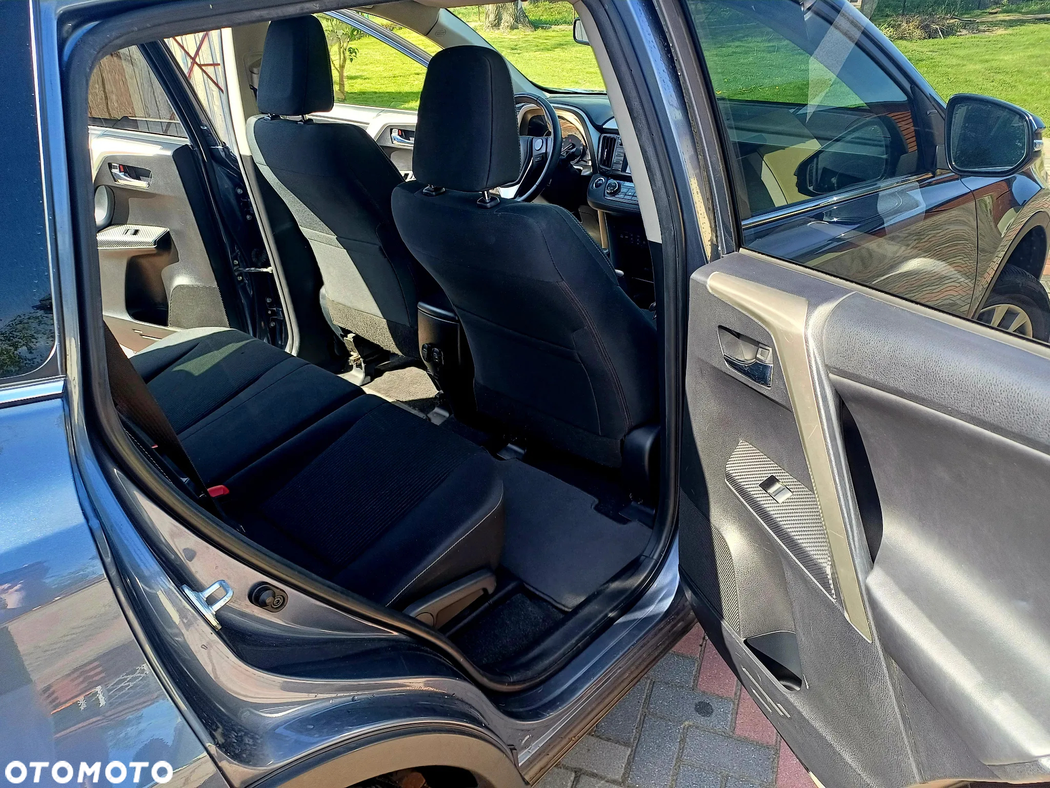 Toyota RAV4 - 13