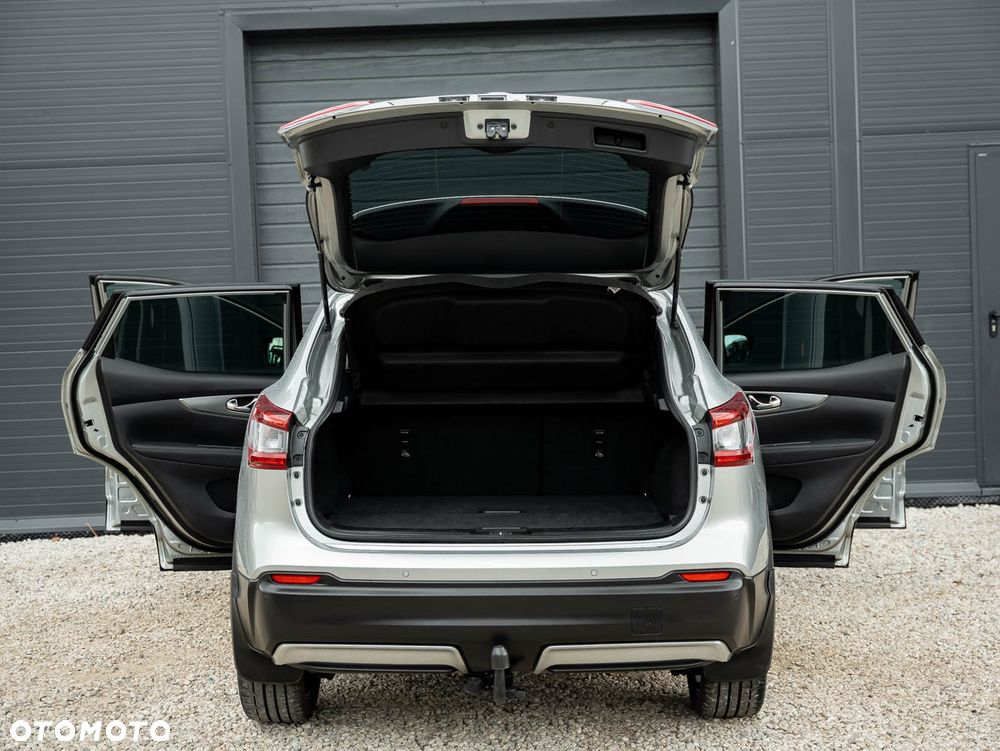 Nissan Qashqai 1.6 DCi Xtronic TEKNA - 14