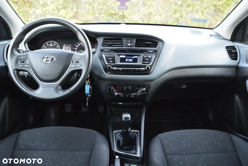 Hyundai i20 1.2 Classic + - 22