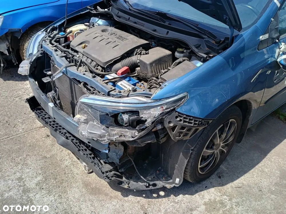 Toyota Auris 1.6 Active - 31
