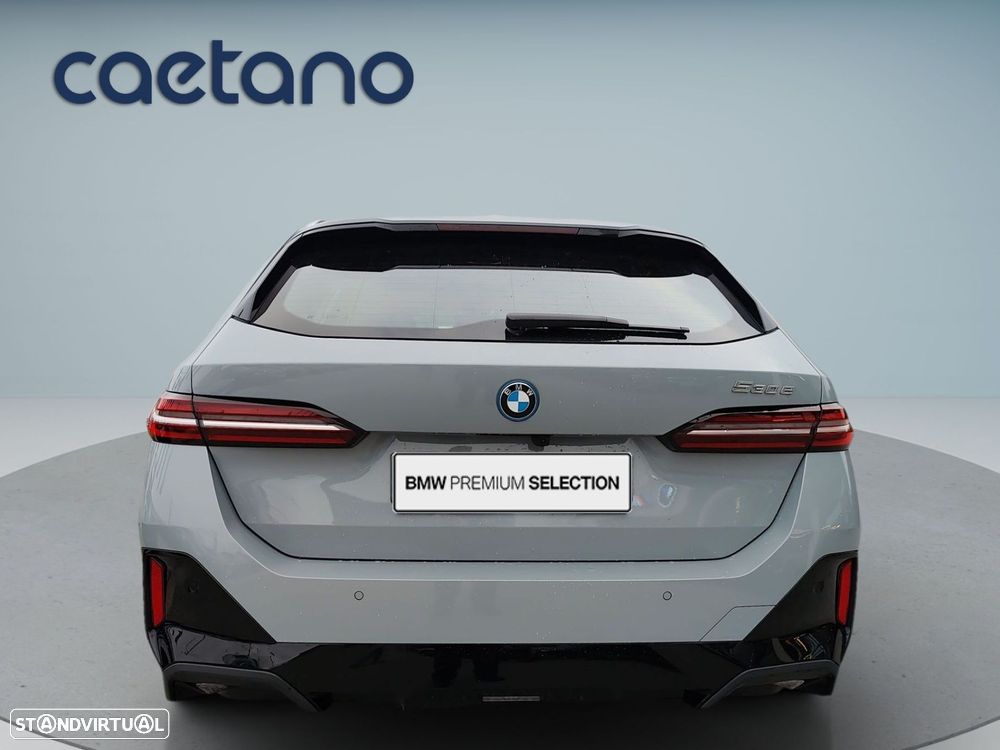 BMW 530 e Pack Desportivo M - 7