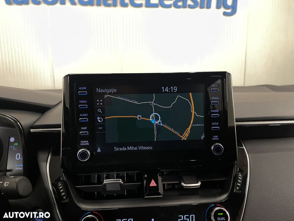 Toyota Corolla 1.8 Business Edition - 16