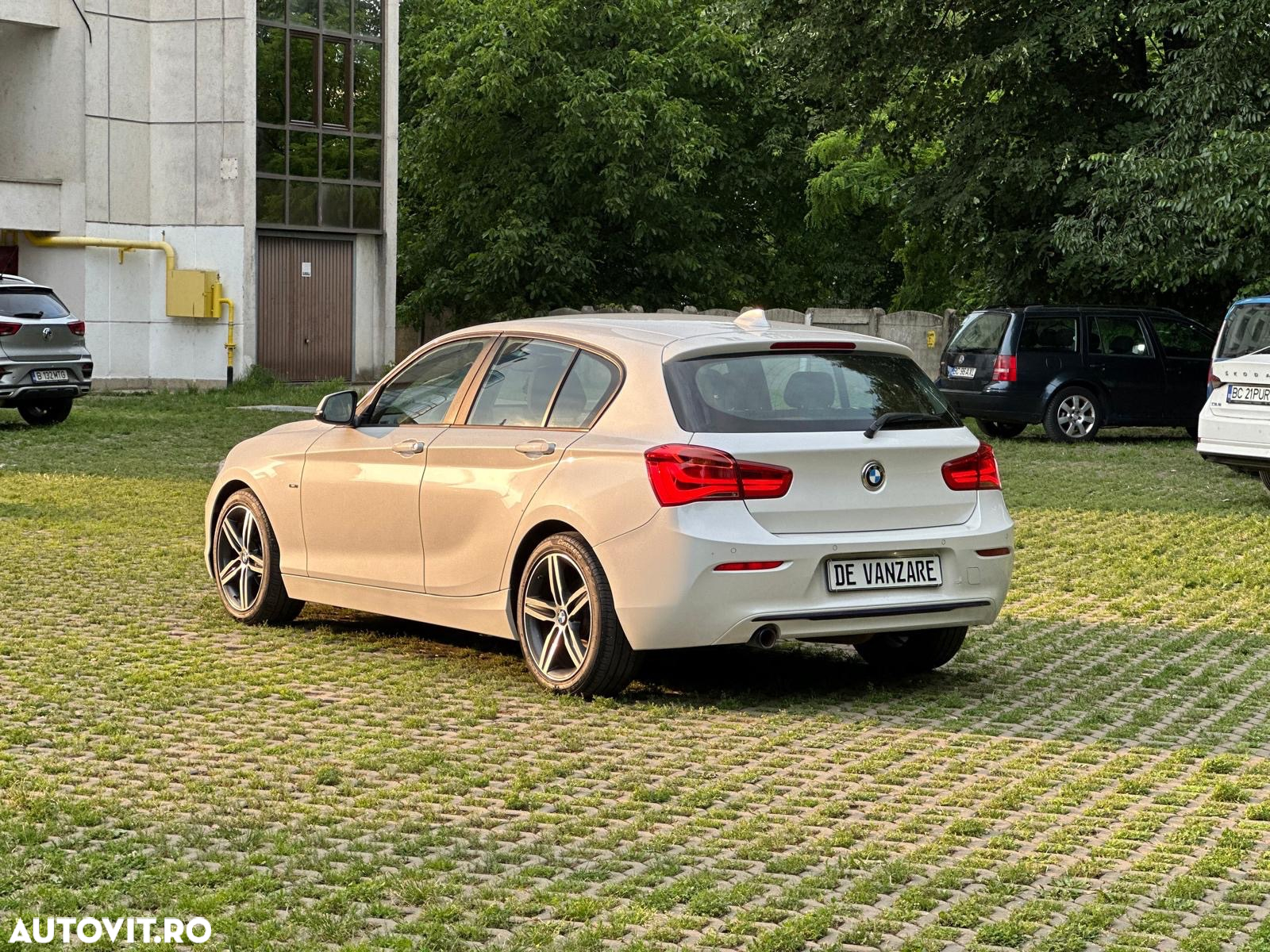 BMW Seria 1 116d Sport Line - 4