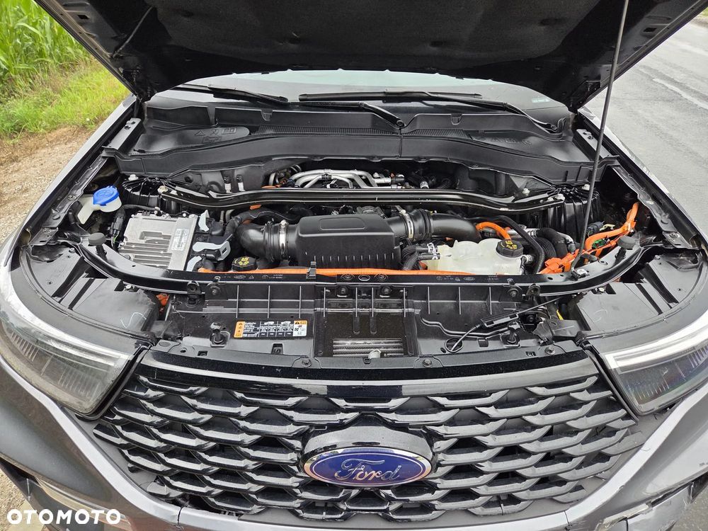 Ford Explorer EcoBoost Plug-in Hybrid ST-LINE - 10