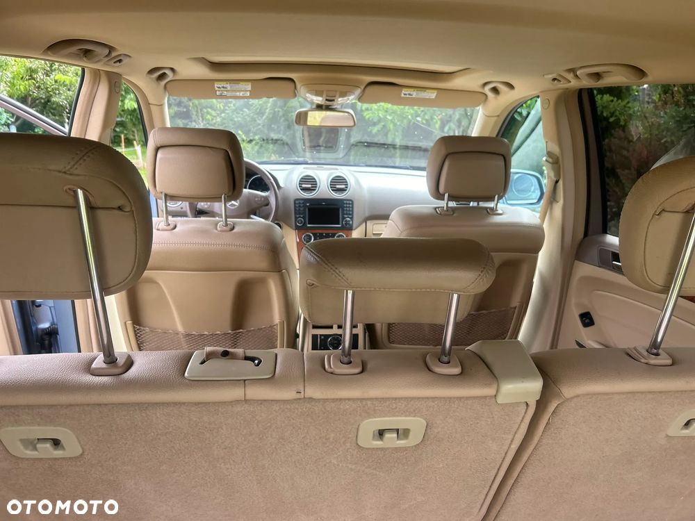 Mercedes-Benz ML 350 4-Matic - 16