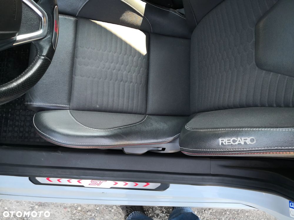 Ford Fiesta - 19