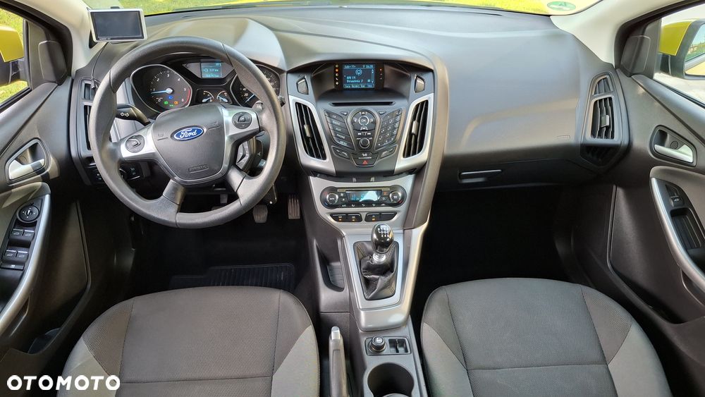 Ford Focus 1.6 TDCi DPF Trend - 12