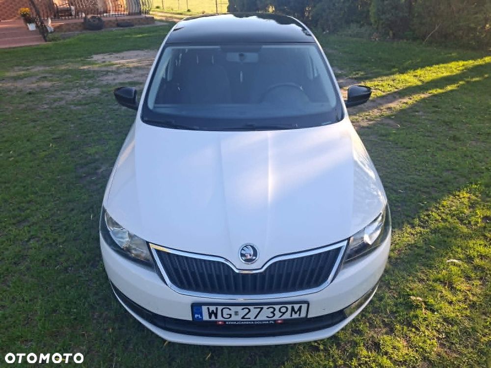 Skoda RAPID - 7