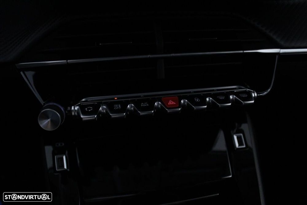 Peugeot 208 1.2 PureTech Allure Pack - 29
