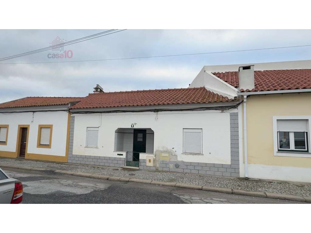 Arrenda-se moradia T2 em Évora - Grande imagem: 2/23