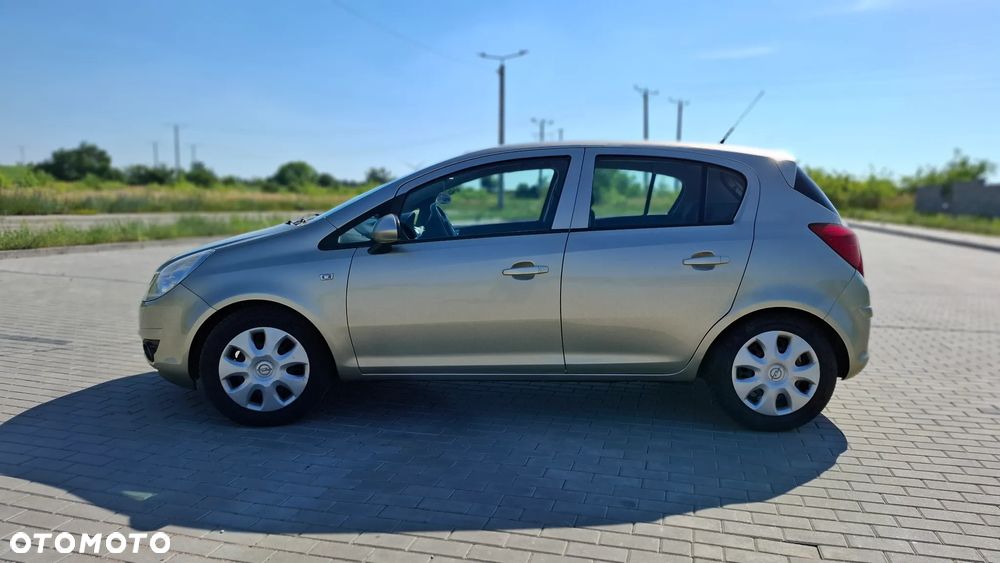 Opel Corsa 1.2 16V Enjoy - 8