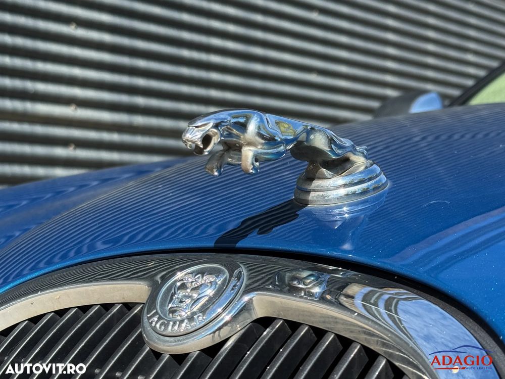 Jaguar S-Type 2.7 D Luxury Aut - 11