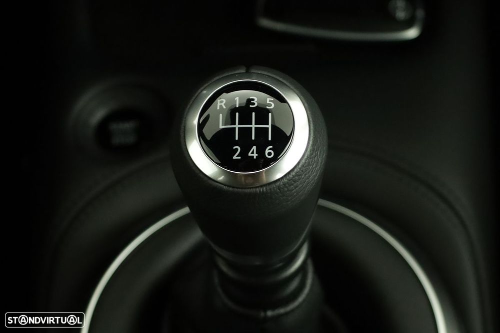 Nissan Juke 1.0 DIG-T N-Connecta - 12