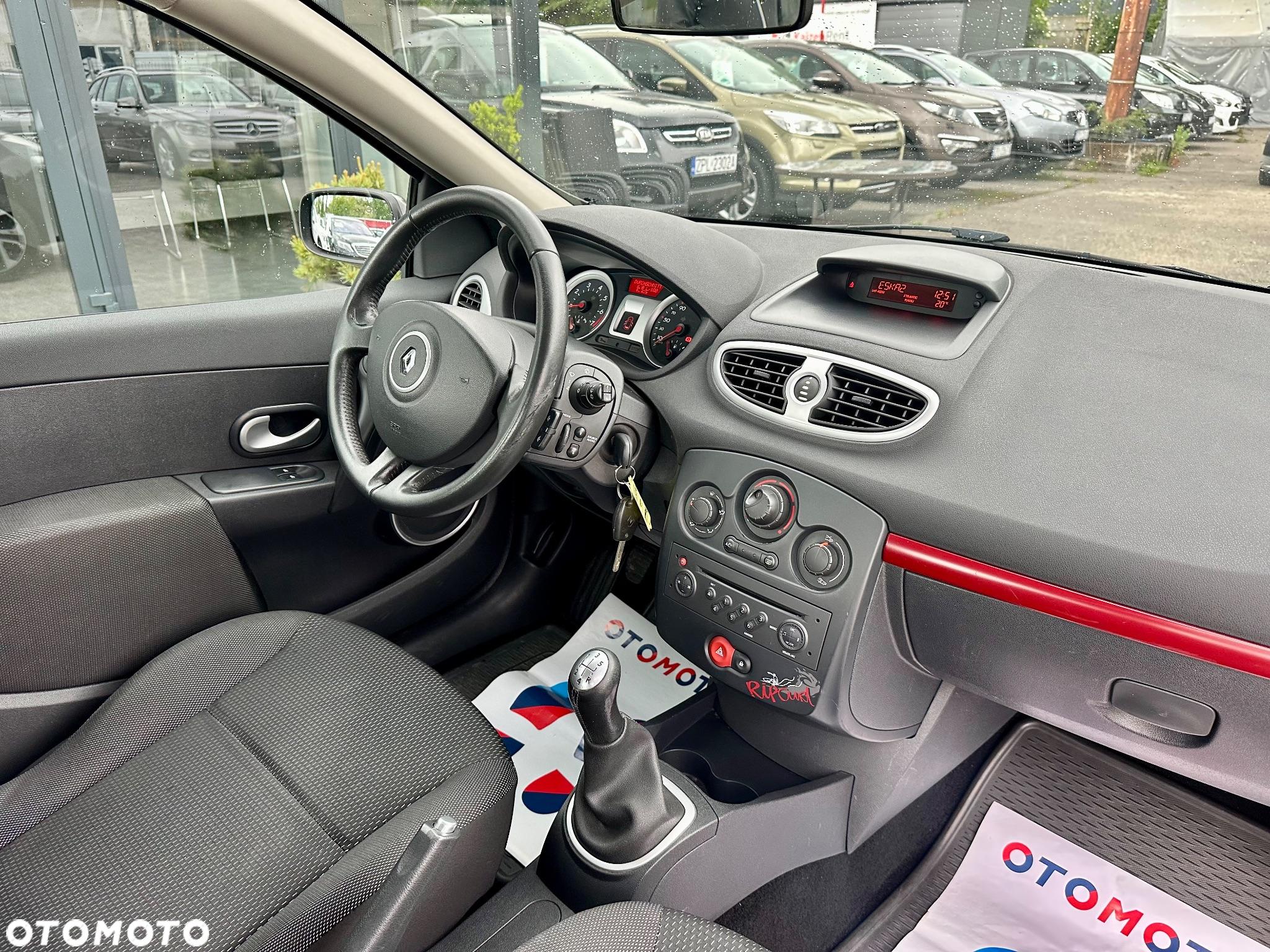 Renault Clio 1.2 16V Ripcurl - 19
