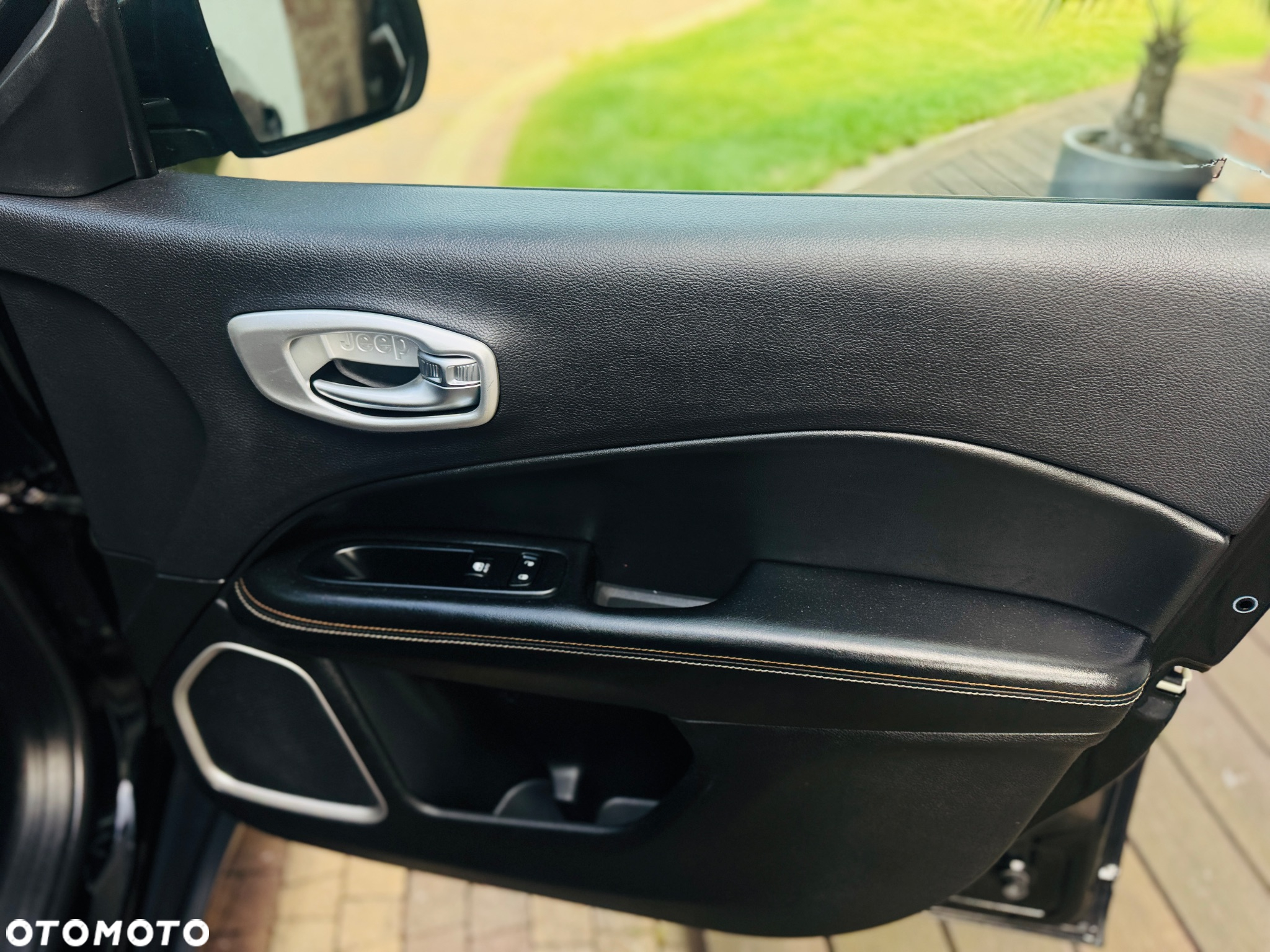 Jeep Compass 1.6 MJD Longitude FWD S&S - 12