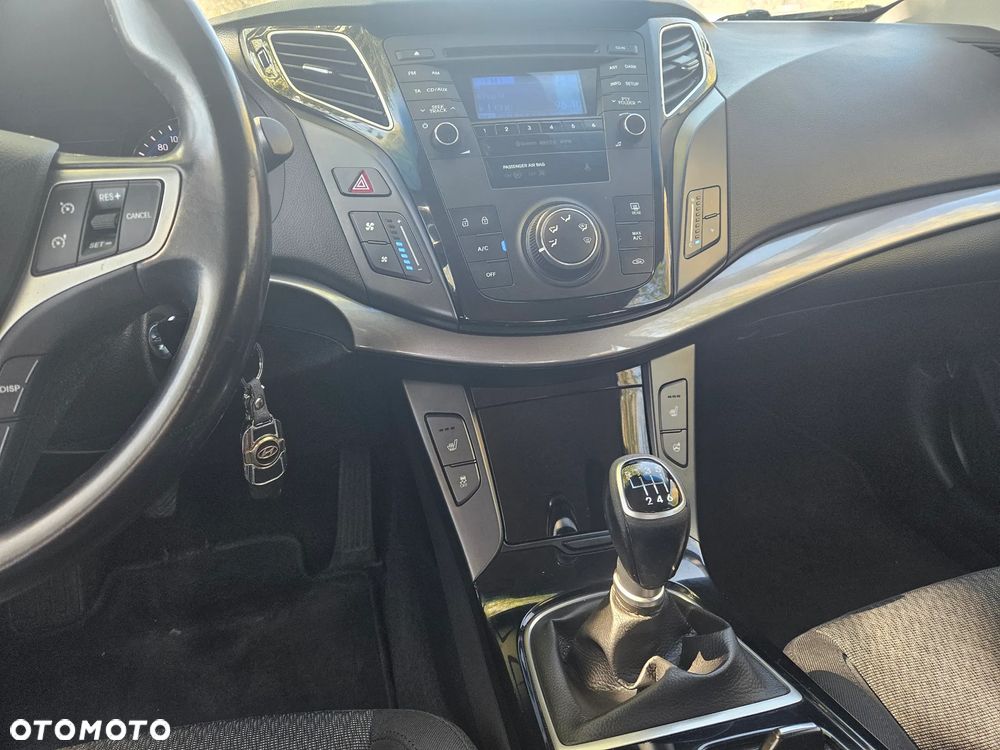 Hyundai i40 1.6 Comfort - 14