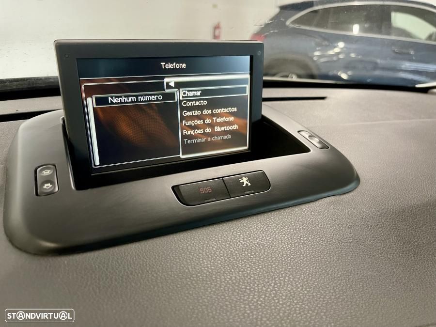 Peugeot 3008 2.0 HDi Hybrid4 - 19