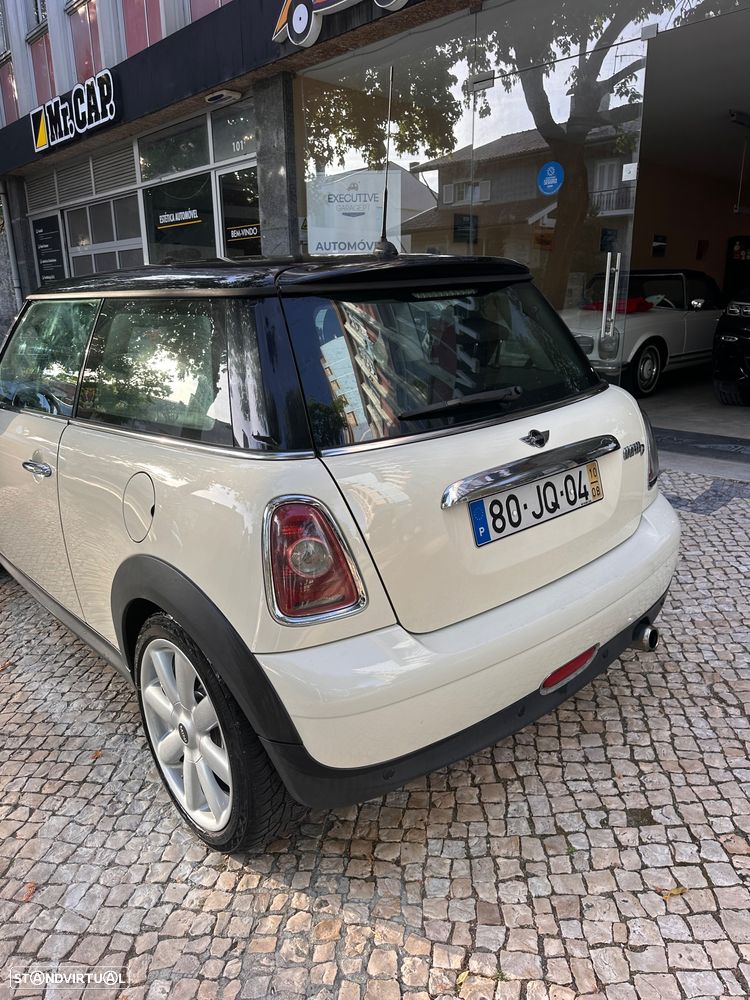 MINI 3 Portas Cooper D - 4