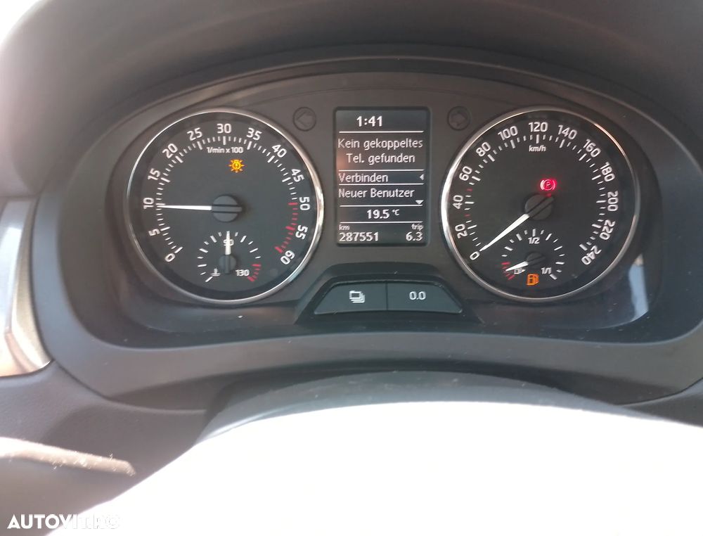 Skoda RAPID 1.6 TDI Ambition - 13