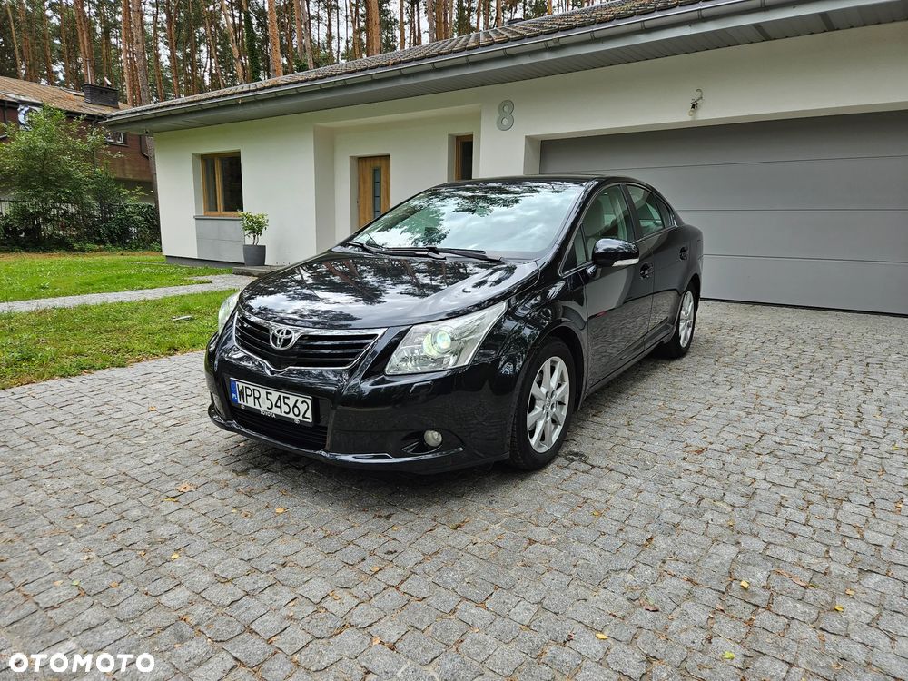 Toyota Avensis 2.0 Sol plus - 1