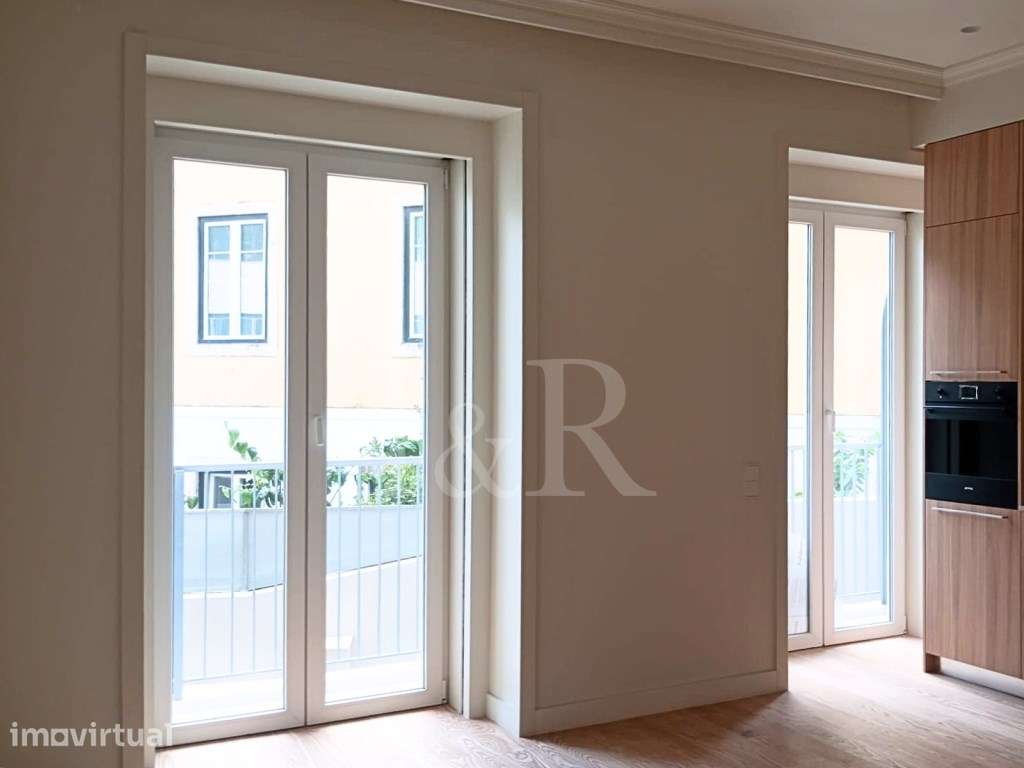 Apartamento T1 com varanda, junto ao Marquês Pombal, Lisboa - Grande imagem: 3/29
