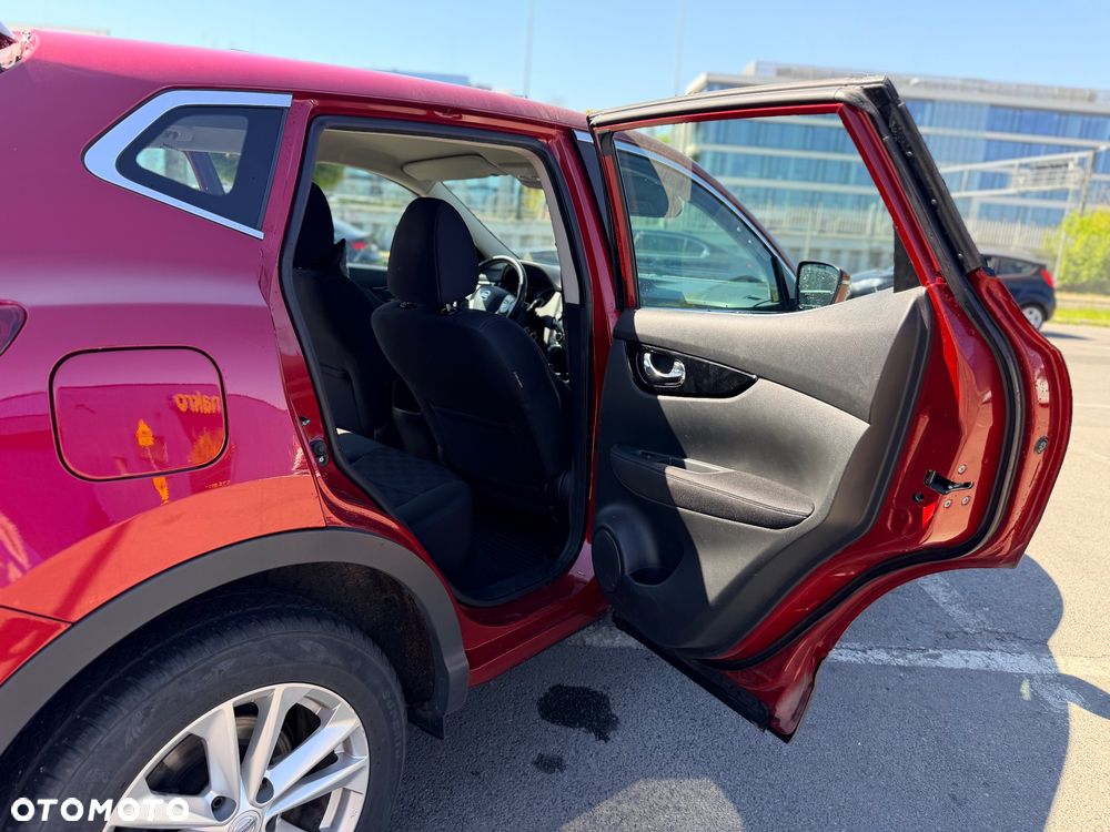Nissan Qashqai 1.2 DIG-T N-Connecta Xtronic EU6 - 9