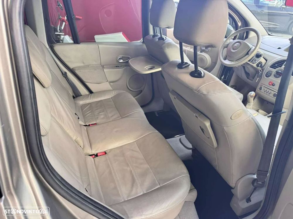 Renault Modus 1.5 dCi Dynamique S - 12