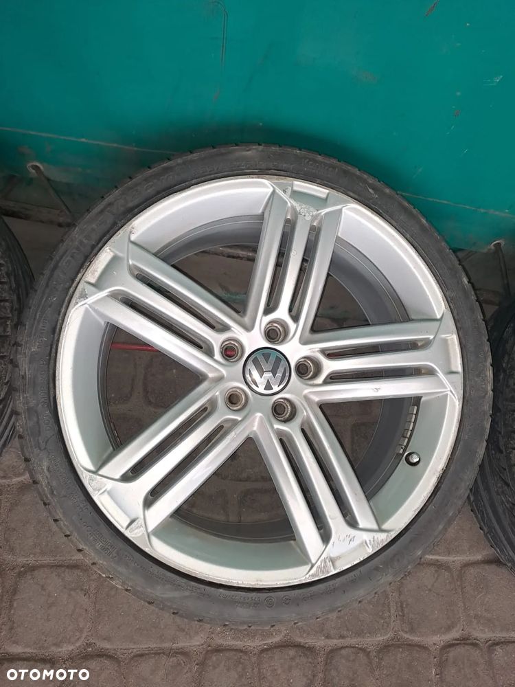 VW - Koła letnie - 235/35R19 - Golf  Scirocco Touran Jetta - 4