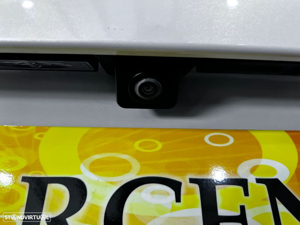 Peugeot 3008 1.6 Hybrid GT Pack e-EAT8 - 3