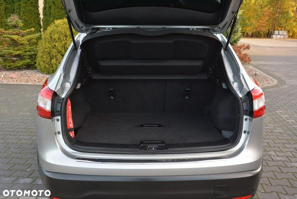 Nissan Qashqai 1.2 DIG-T Tekna Xtronic - 33