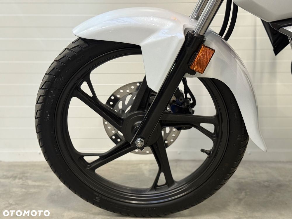 Honda CB - 21