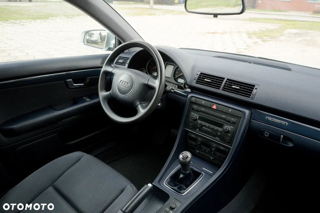 Audi A4 Avant 1.8T Quattro - 35
