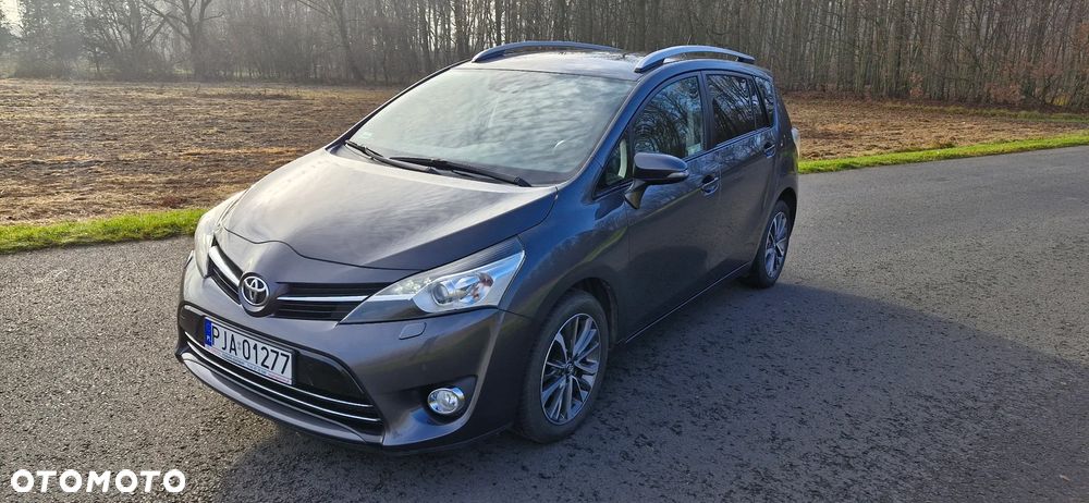 Toyota Verso 1.8 Premium 7os - 2