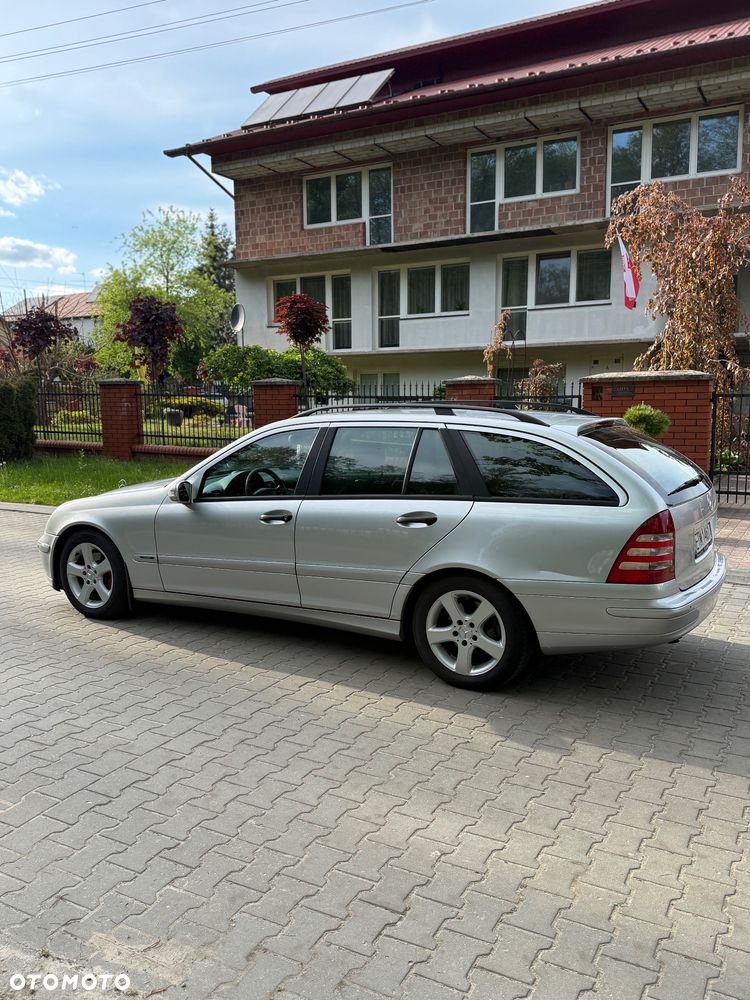 Mercedes-Benz Klasa C 220 CDI Automatik Classic - 11