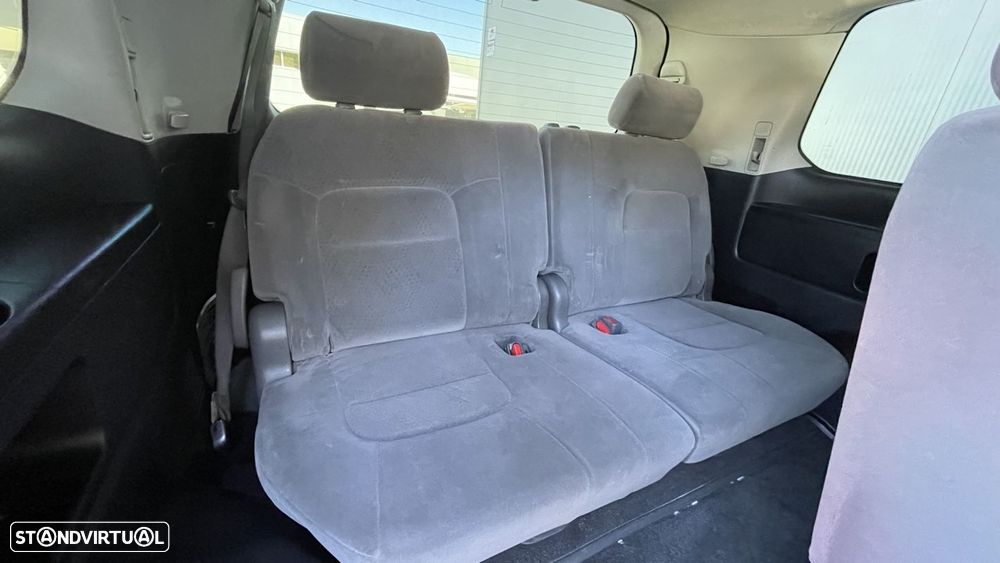 Toyota Land Cruiser VDJ 200 V8 4.5 D-4D - 49