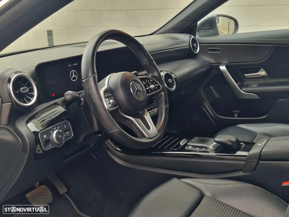 Mercedes-Benz CLA 200 7G-DCT Progressive - 13