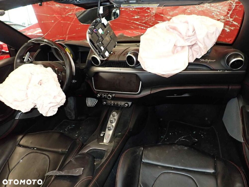 Ferrari Portofino - 10