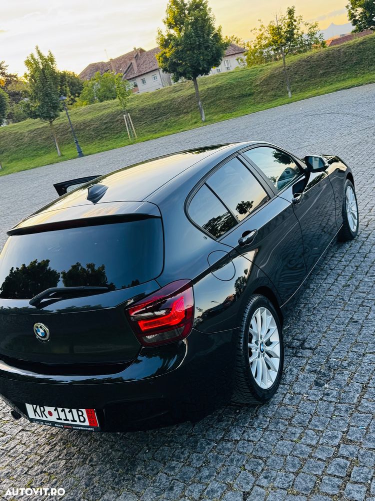 BMW Seria 1 120d Sport Line - 11