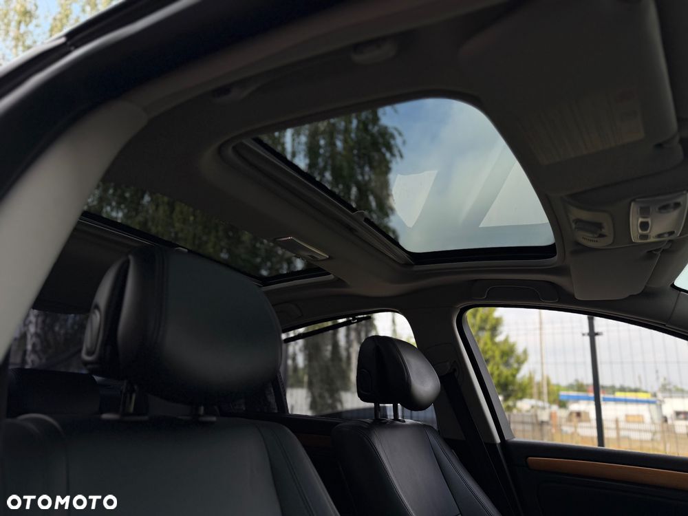 Renault Laguna 2.0T Initiale - 28