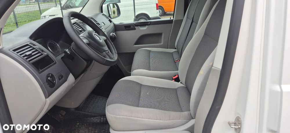 Volkswagen Transporter T5 TDI L1H1 - 9