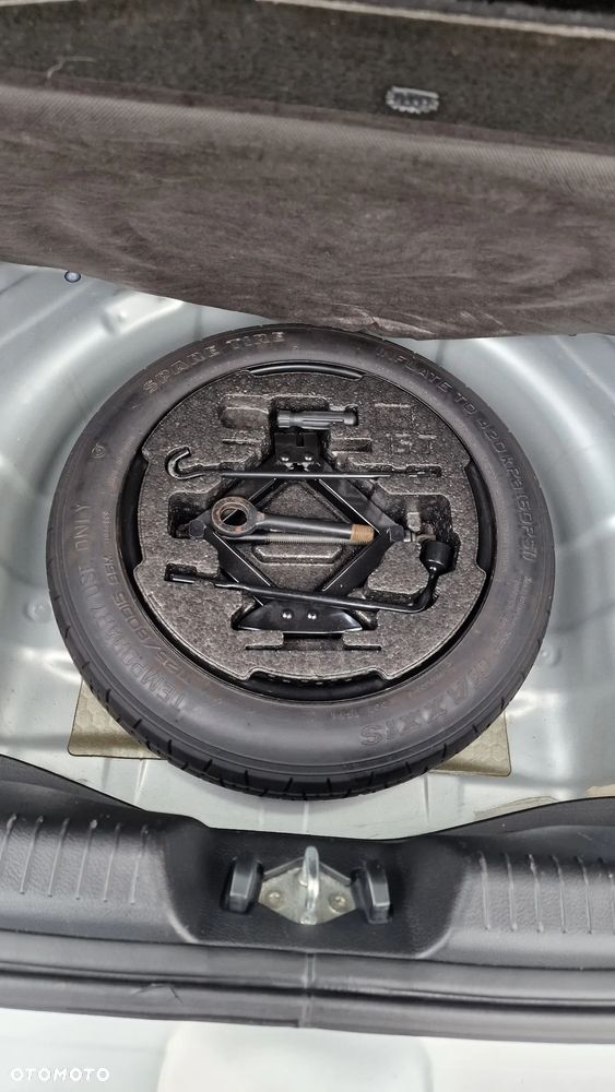 Hyundai i30 blue 1.6 CRDi Classic - 12