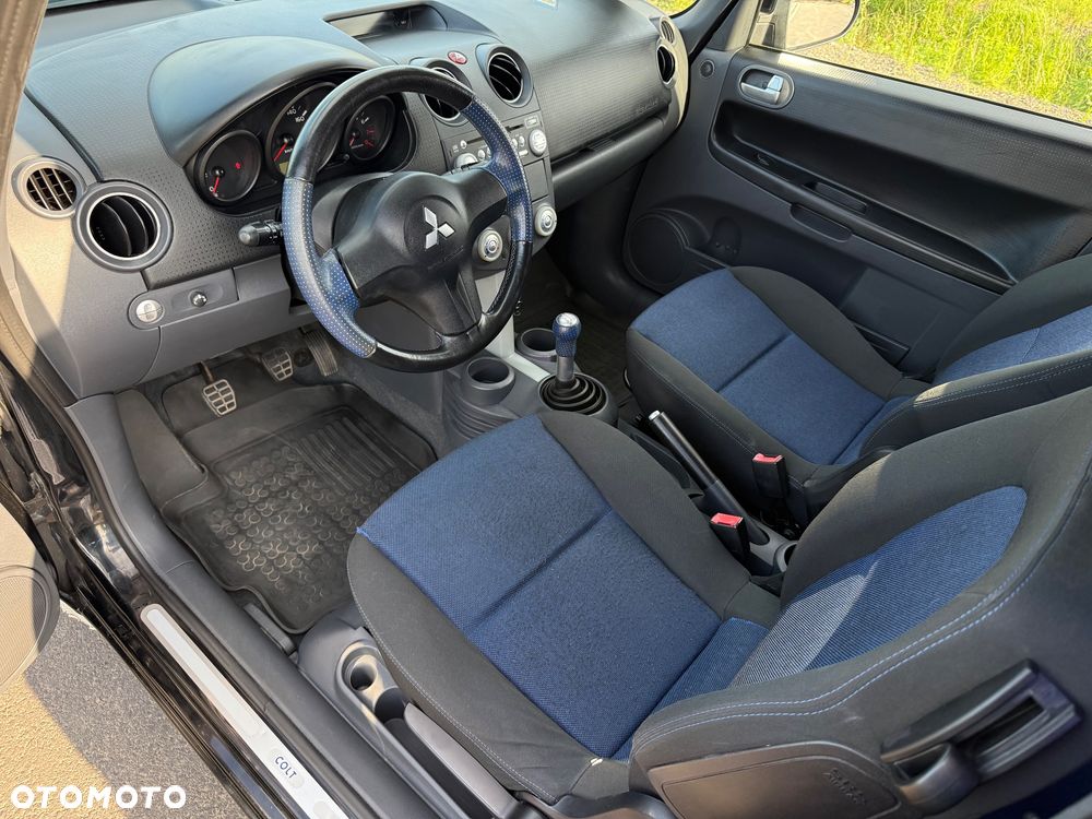 Mitsubishi Colt 1.3 Inform - 12