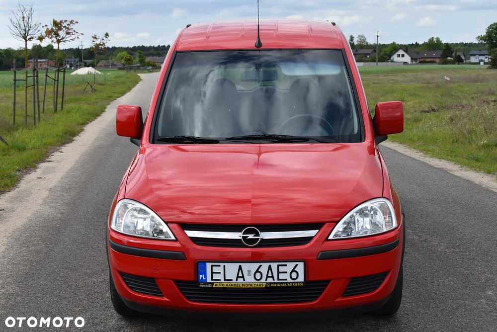 Opel Combo Tour Color Edition - 16