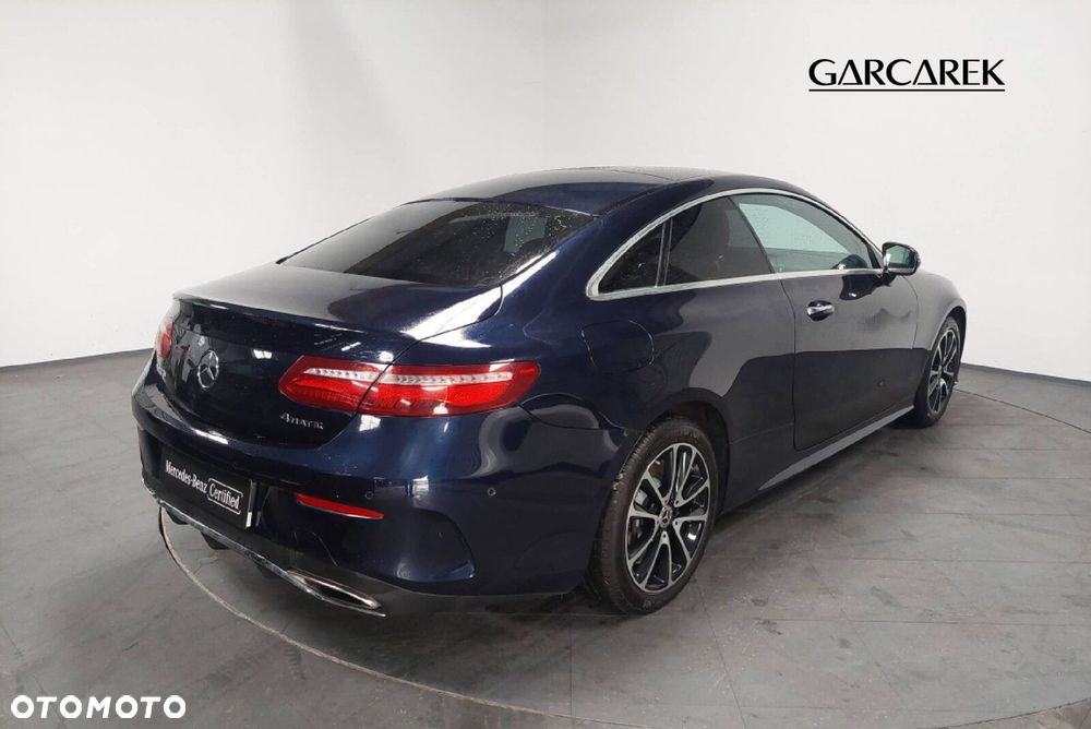 Mercedes-Benz Klasa E 400 4-Matic 9G-TRONIC - 4