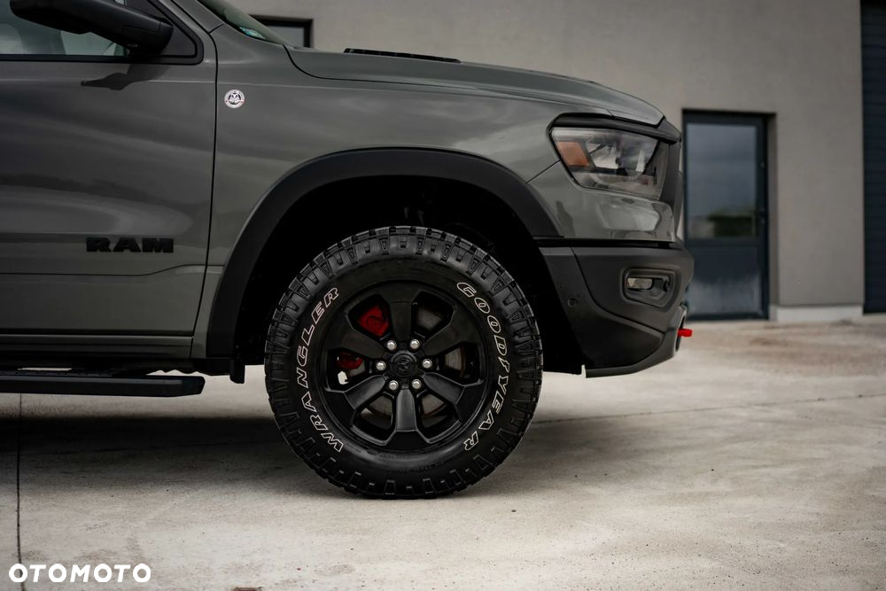 Dodge RAM 1500 5.7 4x4 - 3