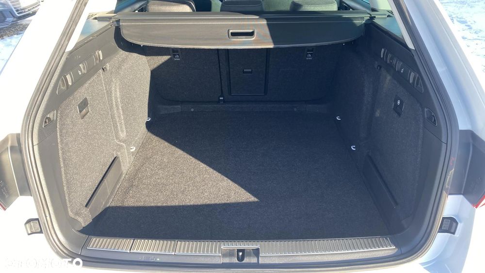 Skoda Superb 2.0 TDI SCR Ambition DSG - 12