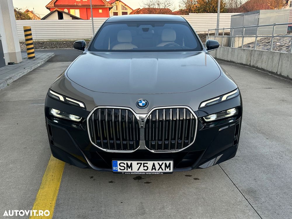 BMW Seria 7 - 12