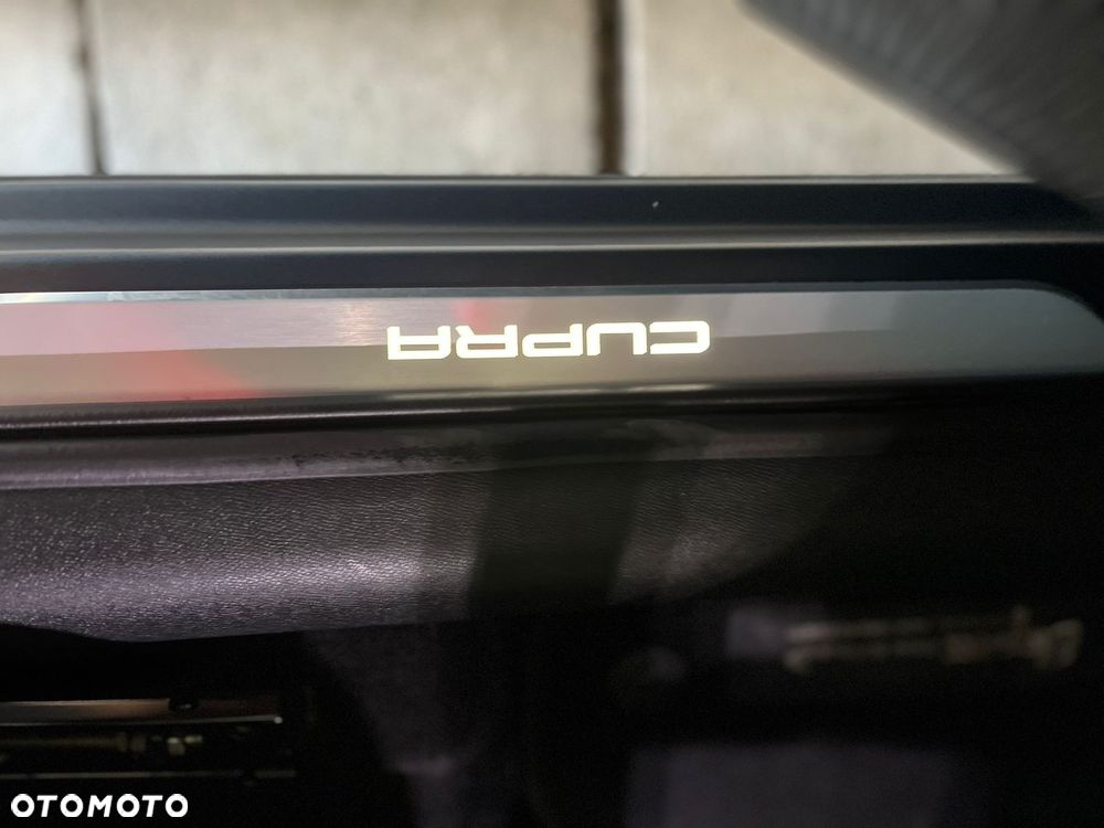 Cupra Formentor VZ 2.0 TSI DSG - 24